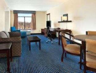 Comfort Inn & Suites Voorhees-Mt Laurel Номер фото